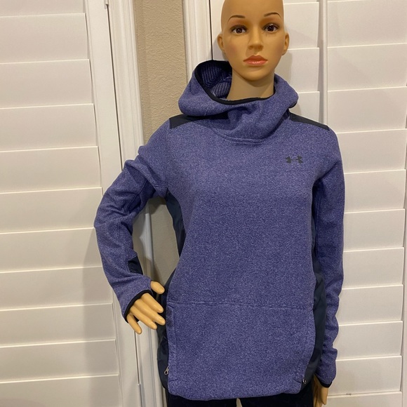LIKE NEW – WOMEN’S “UNDER ARMOUR” COLD GEAR TURTLENECK HOODED FLEECE PULLOVER - Picture 3 of 13